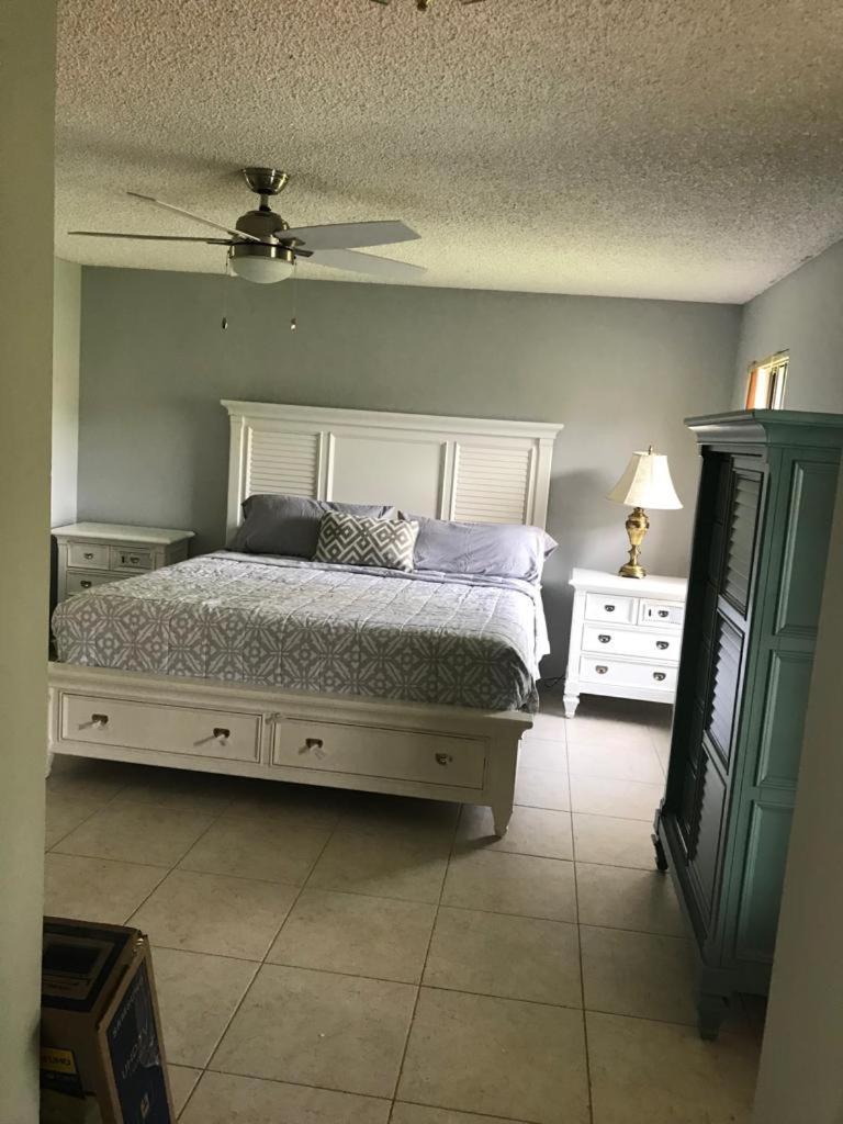 Willa 82-10Sw 135Av Miami Zewnętrze zdjęcie
